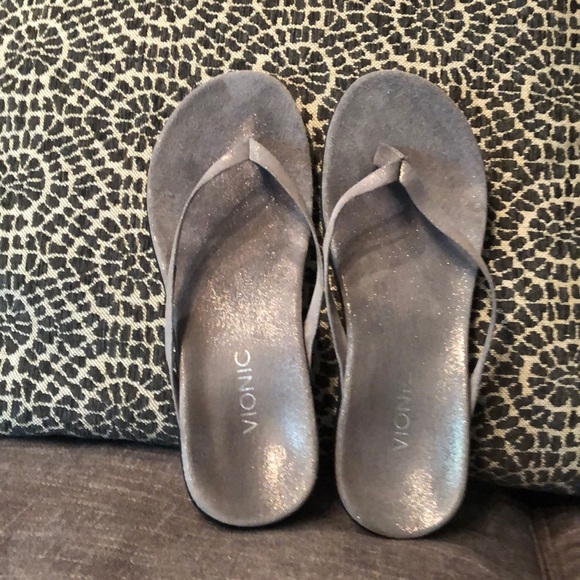 vionic size 9